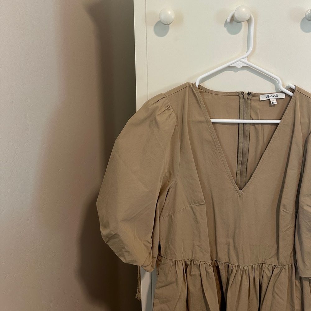 ⭐️NEVER WORN⭐️ Madewell Puff Sleeve Mini Dress